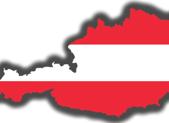 Silhouette Österreich mit Flaggenfarben